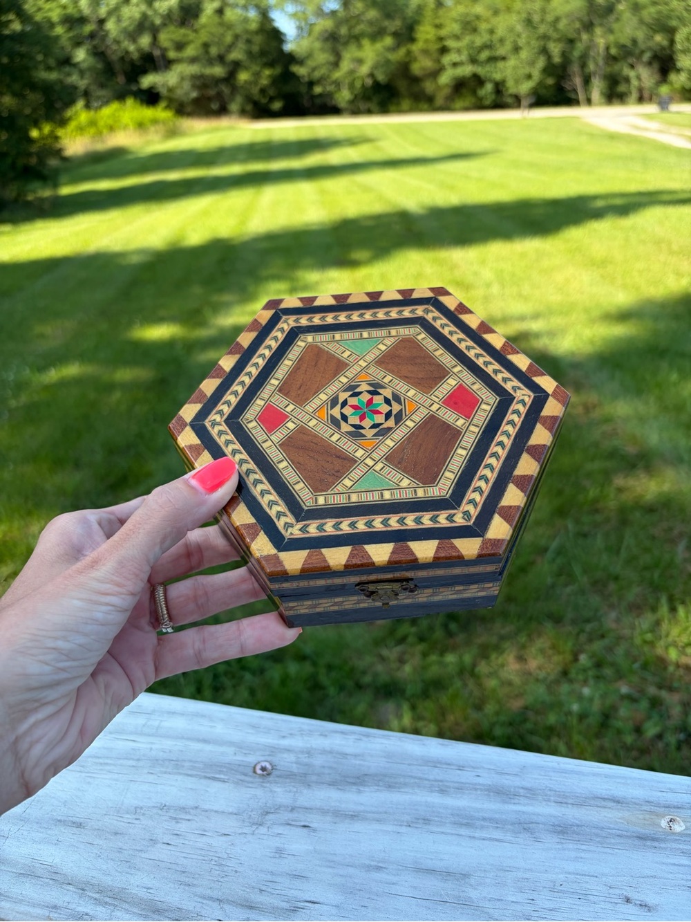 VTG Octagonal Lidded Trinket Jewelry Keepsake Box Red Inside Marquetry Inlaid